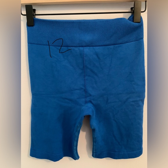 Cloud Seamless High Waisted 7in Shorts - Picture 1 of 1